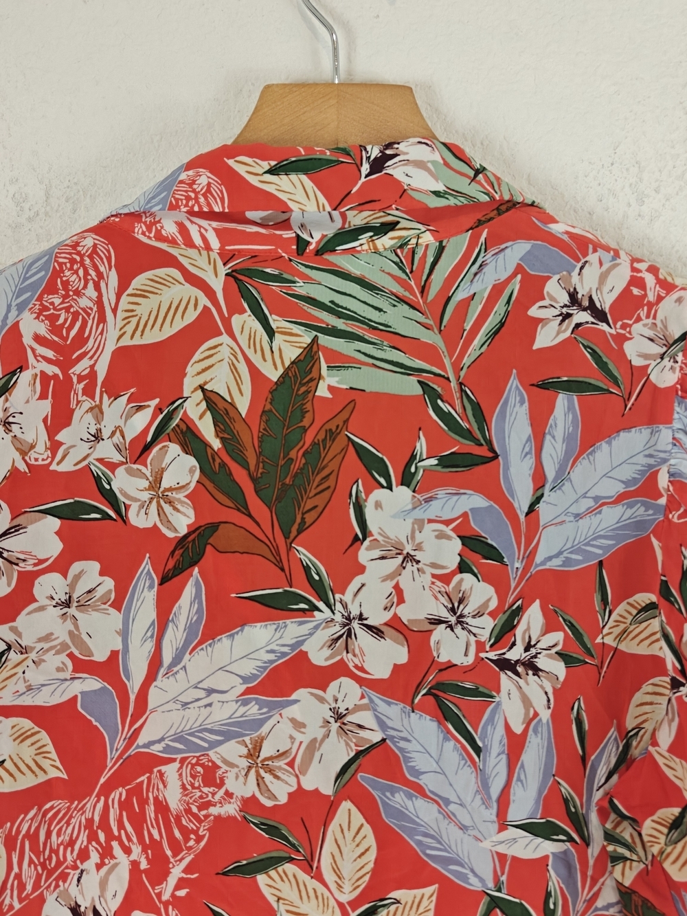 Maje Tropical Floral Viscose Button-Up Blouse Size 1/S NWOT Parisian Chic - Picture 14 of 16
